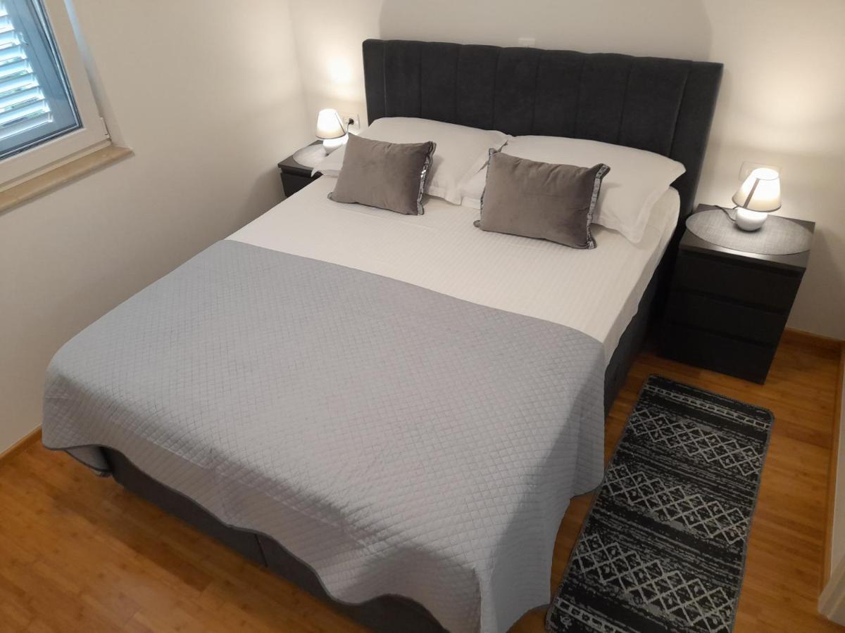 סבטי פטר Lavanda Apartments מראה חיצוני תמונה