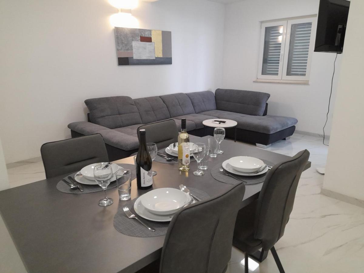 סבטי פטר Lavanda Apartments מראה חיצוני תמונה
