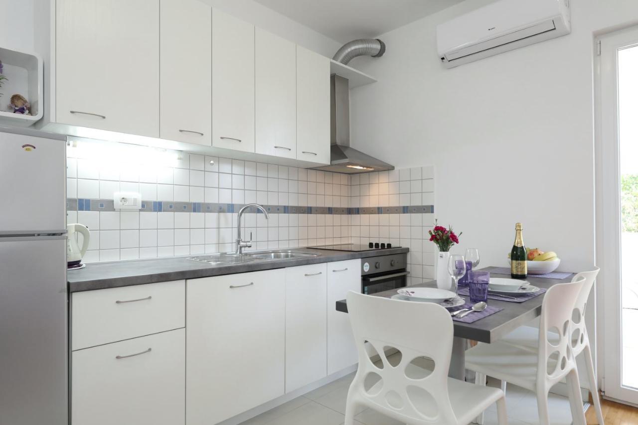 סבטי פטר Lavanda Apartments מראה חיצוני תמונה